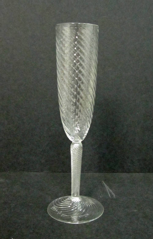 champagne glass