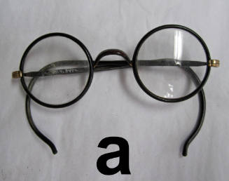 eyeglasses