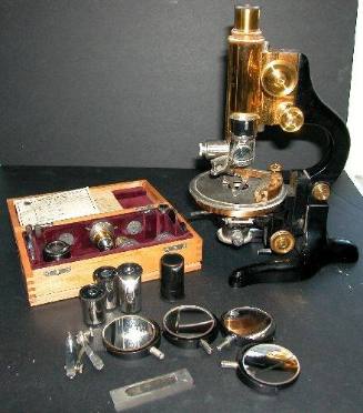 petrographic microscope