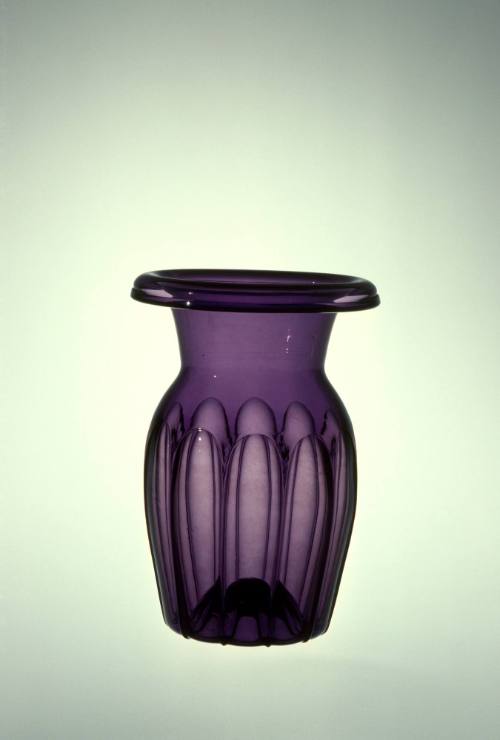 vase