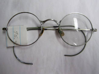 eyeglasses