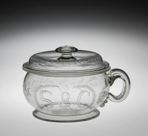 chamber pot