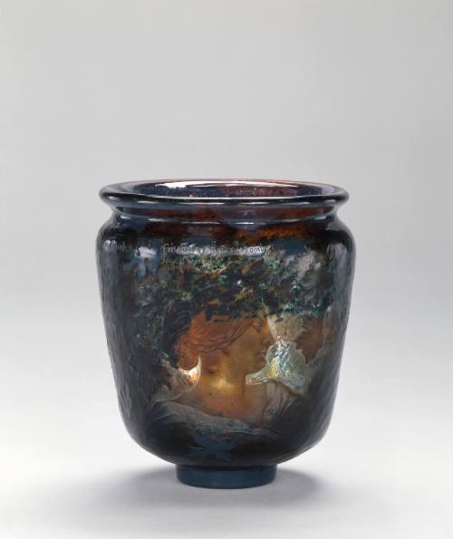 vase