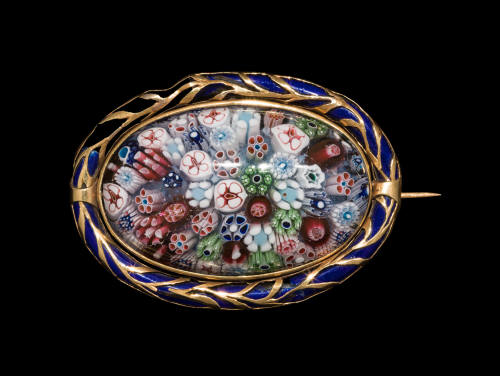 brooch