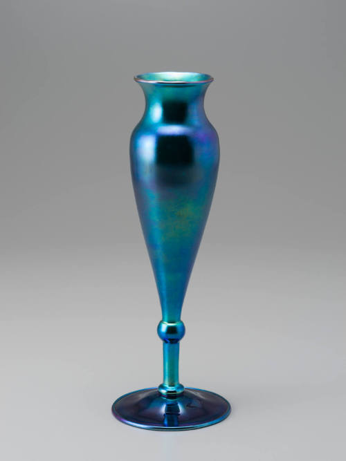 Aurene Vase